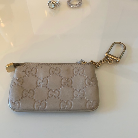 gucci card case keychain